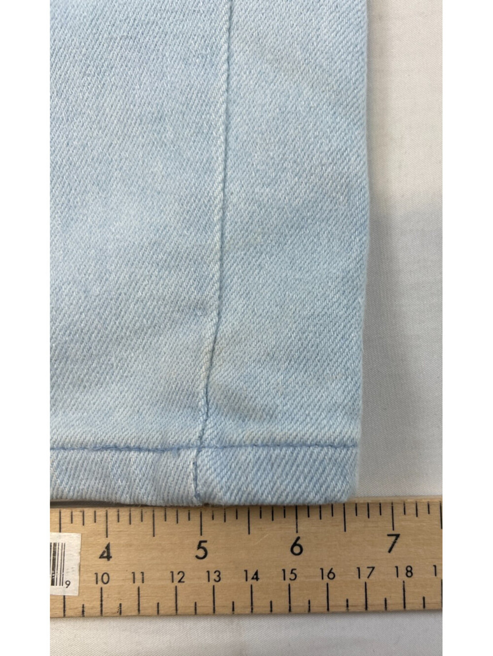 Vintage Lee Made in USA Women Size 18W/32 Light Wash Denim Jeans - Picture 7 of 10